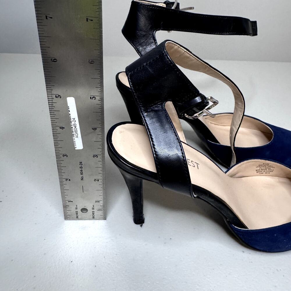 Nine West Navy and Black Pointy Toe Pumps W/ Ankle Strap Women's 8.5 - Picture 4 of 8